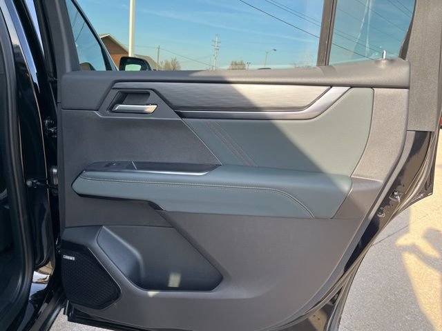 New 2026 GMC Acadia AT4 w/ Luxury Package AWD/4WD image 20