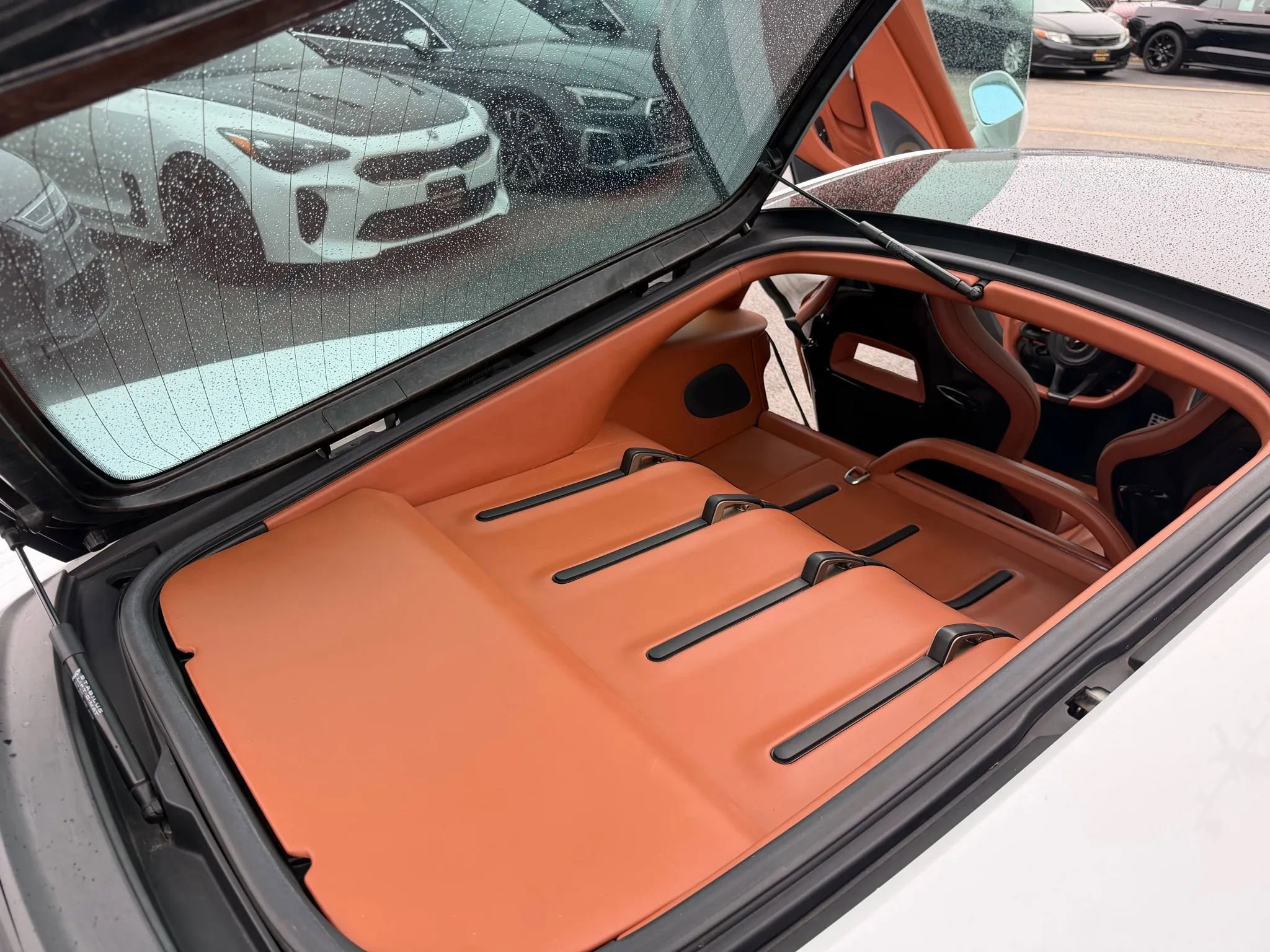 Used 2017 McLaren 570S image 44