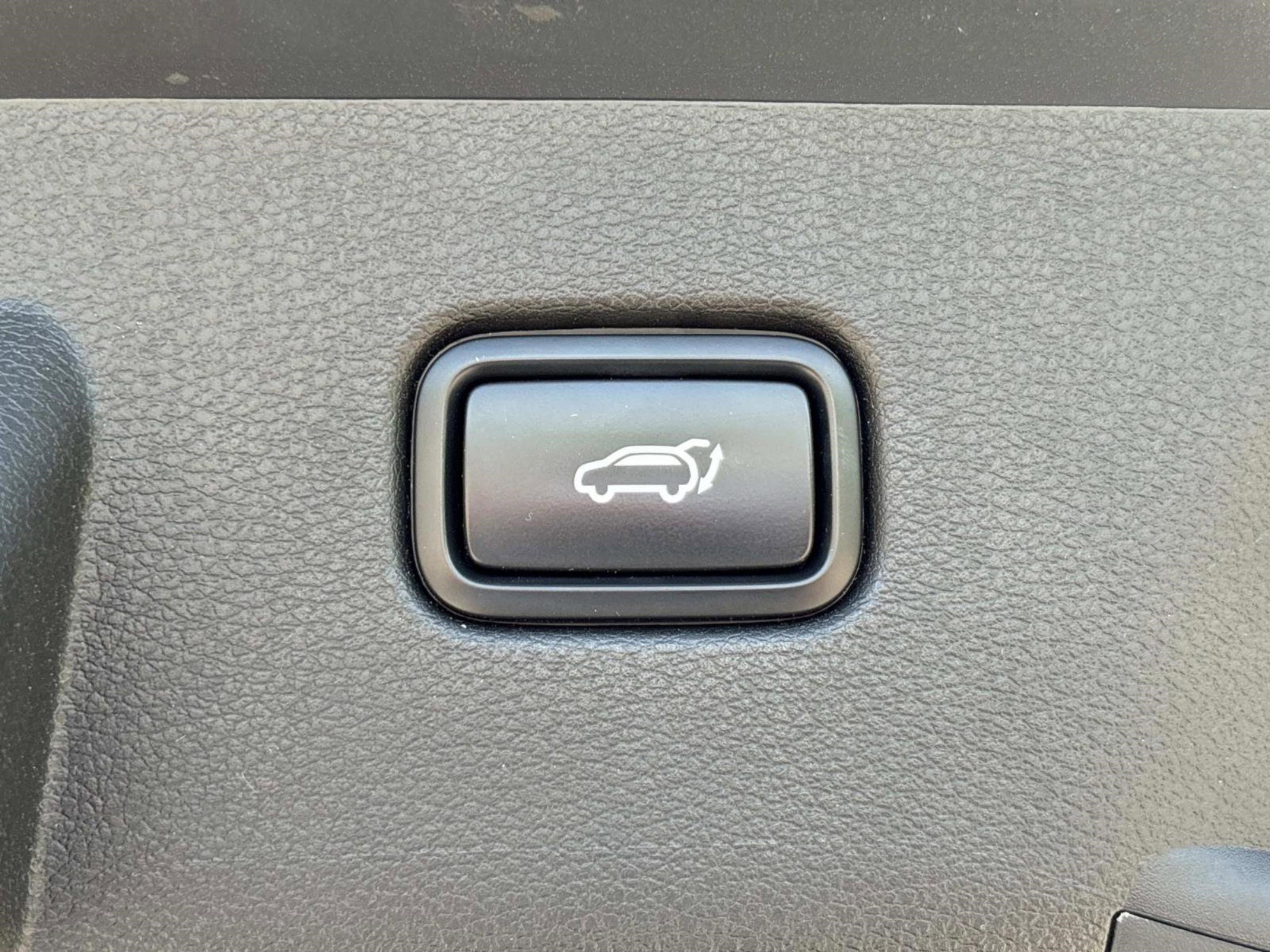 Used 2023 Kia Sportage X-Line w/ X-Line Premium Package AWD/4WD image 10