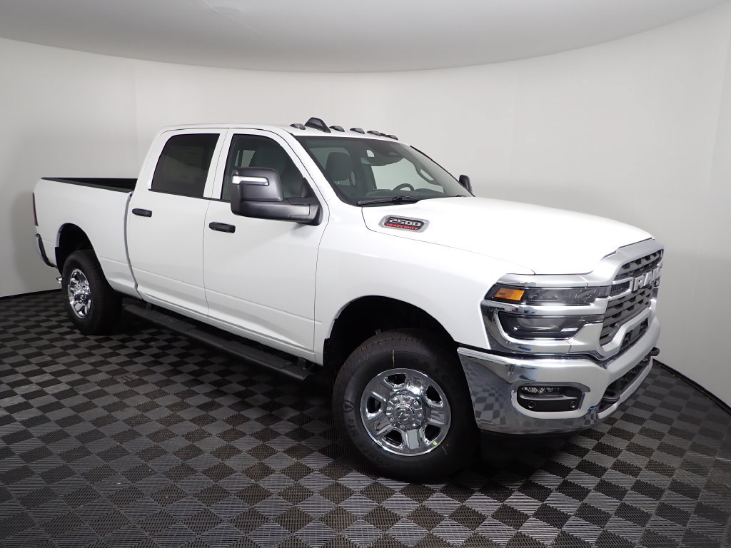 New 2026 RAM 2500 Tradesman AWD/4WD image 6