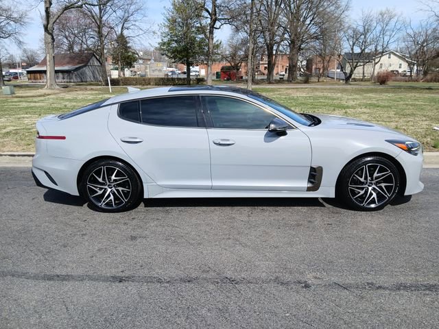 Used 2022 Kia Stinger GT-Line w/ Sun & Sound Package image 10