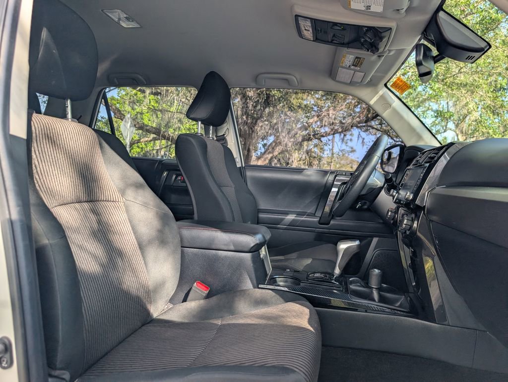 Used 2021 Toyota 4Runner TRD Off-Road image 16