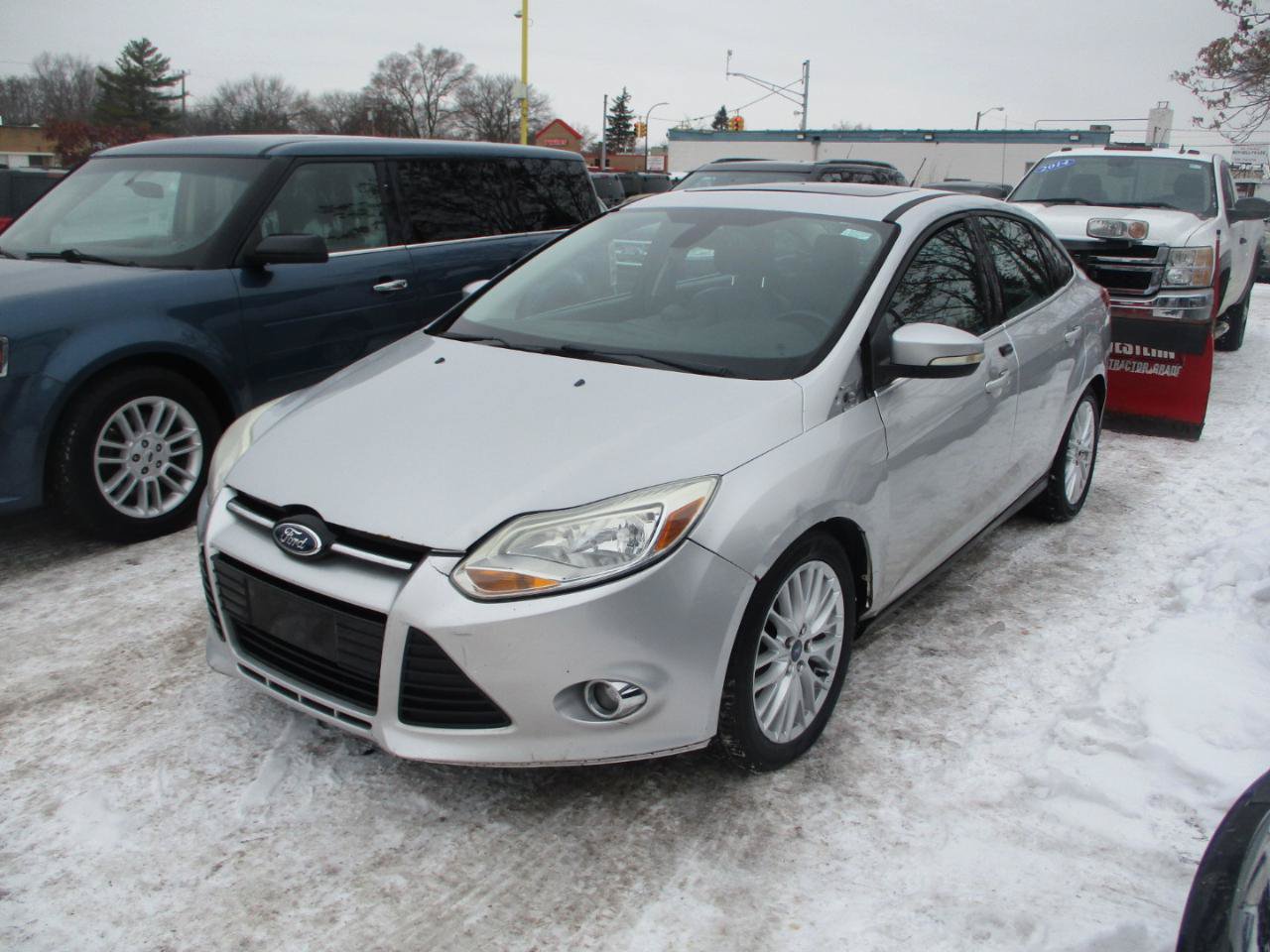 Used 2012 Ford Focus SEL FWD image 3