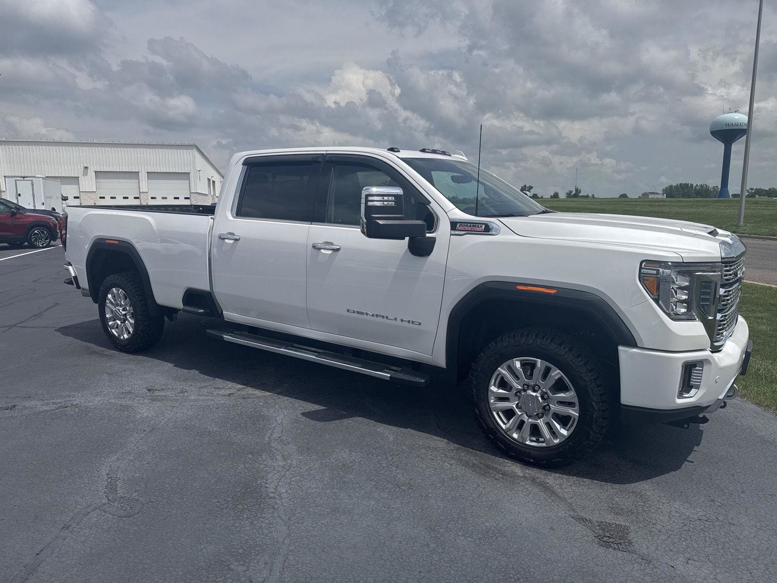 Used 2023 GMC Sierra 3500 Denali w/ Denali Ultimate Package AWD/4WD image 5