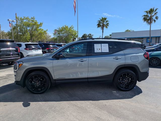 Used 2023 GMC Terrain SLT w/ Elevation Edition image 4