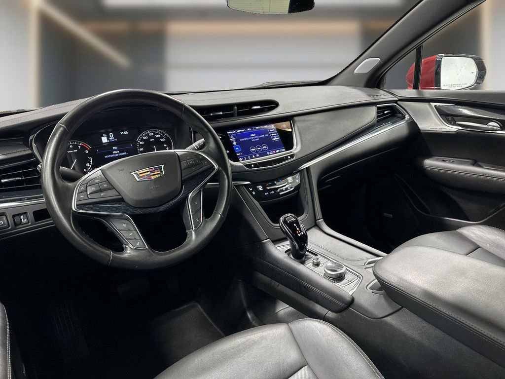 Used 2024 Cadillac XT5 Premium Luxury image 11