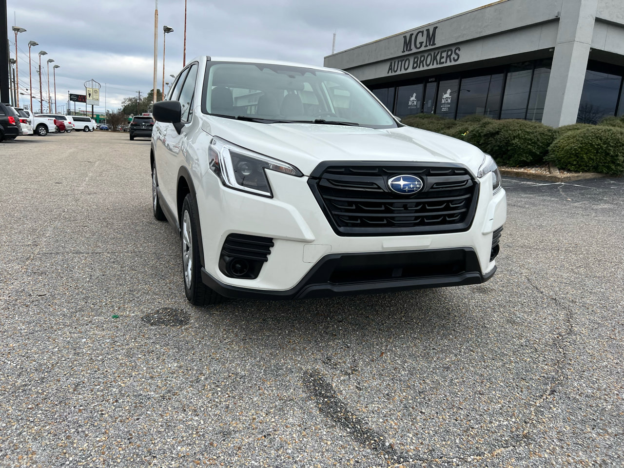 Used 2023 Subaru Forester image 2