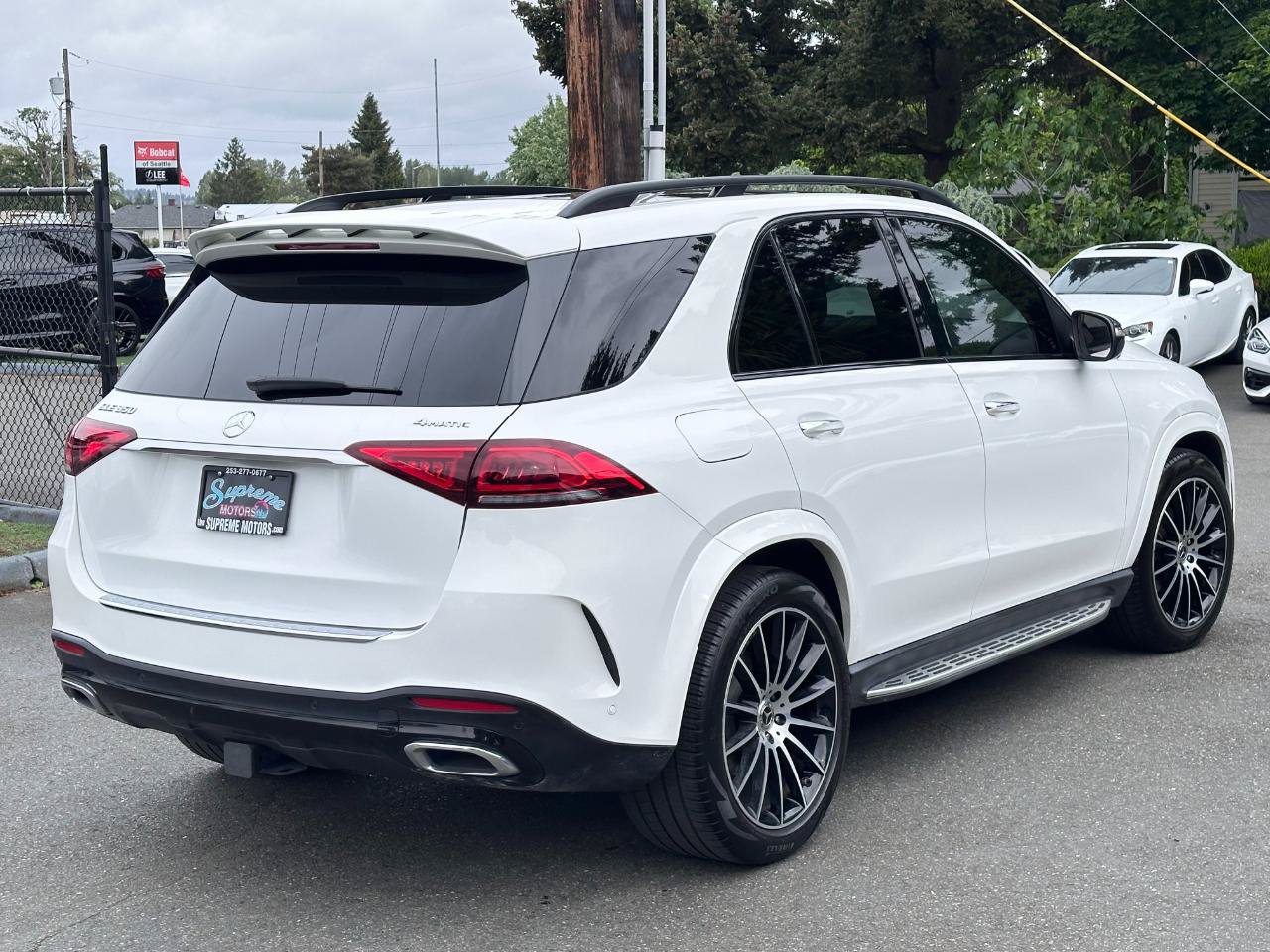 Used 2022 Mercedes-Benz GLE 350 4MATIC w/ AMG Line Exterior image 22