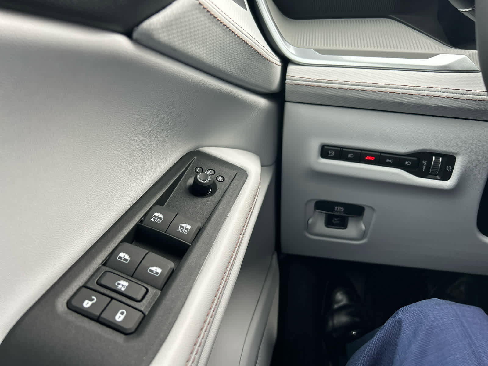 New 2026 Jeep Cherokee Limited AWD/4WD image 19