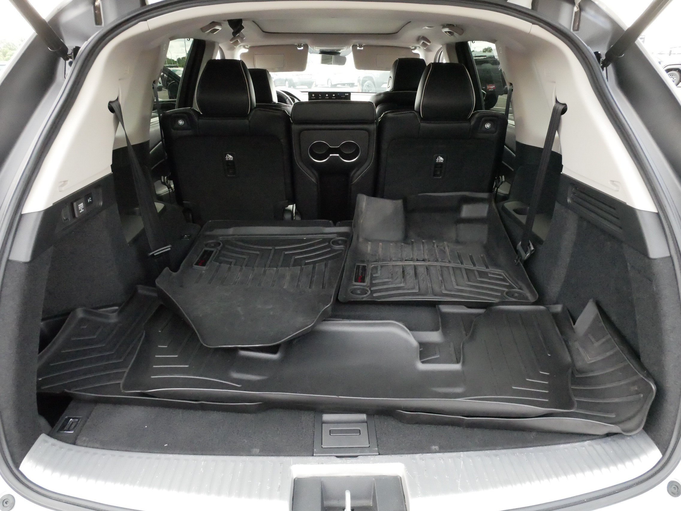 Used 2022 Acura MDX w/ Advance Package AWD/4WD image 18