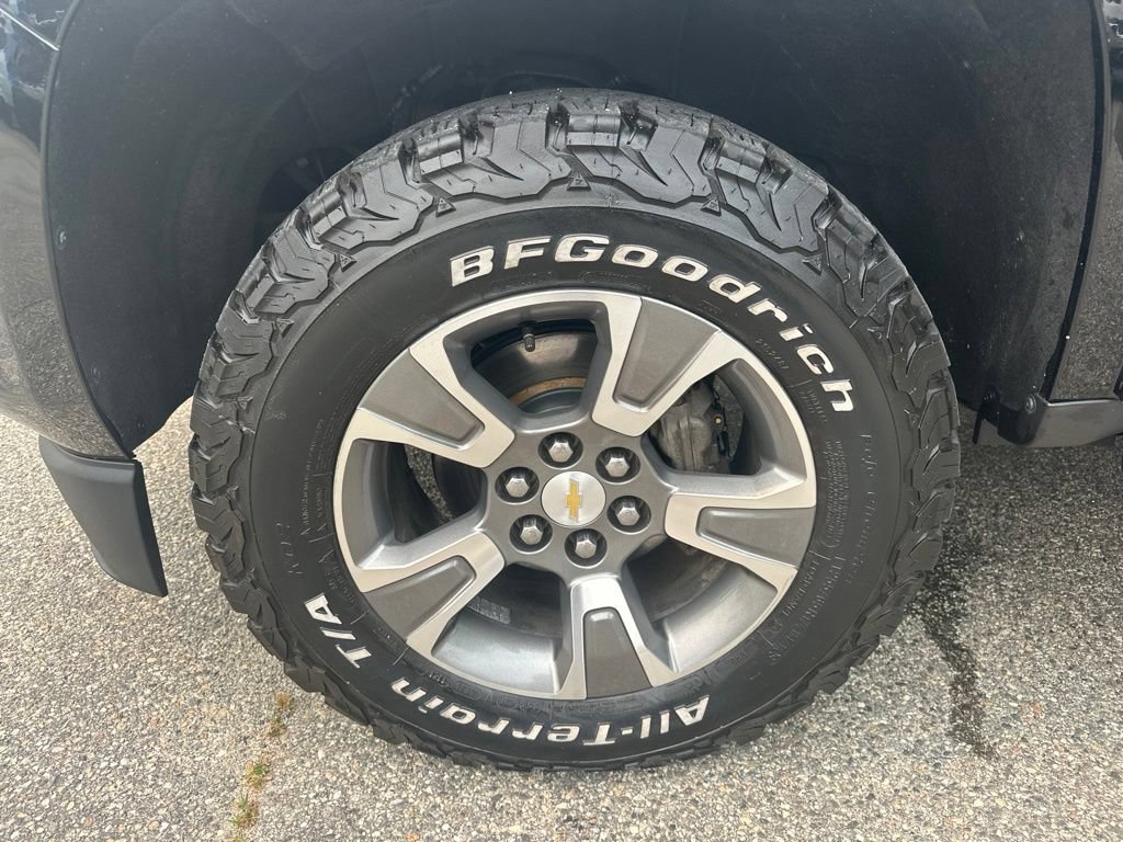 Used 2017 Chevrolet Colorado Z71 AWD/4WD image 35