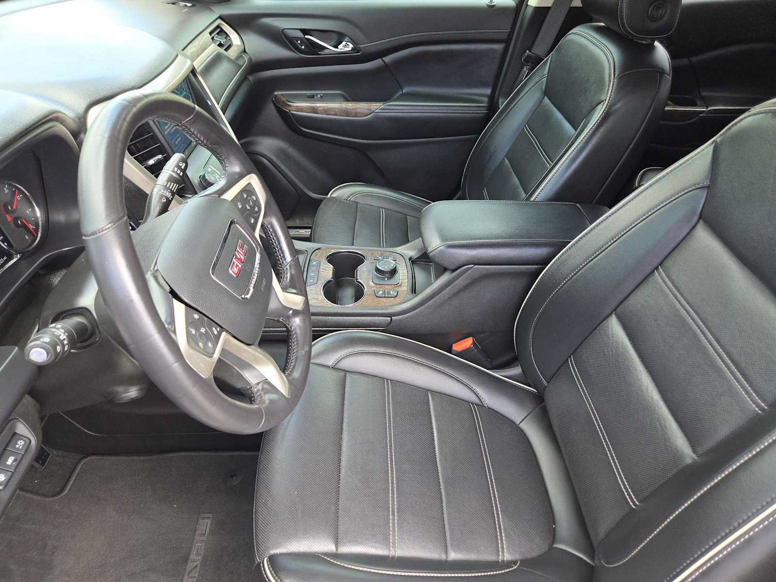 Certified 2024 GMC Acadia Elevation w/ Luxury Package FWD image 14