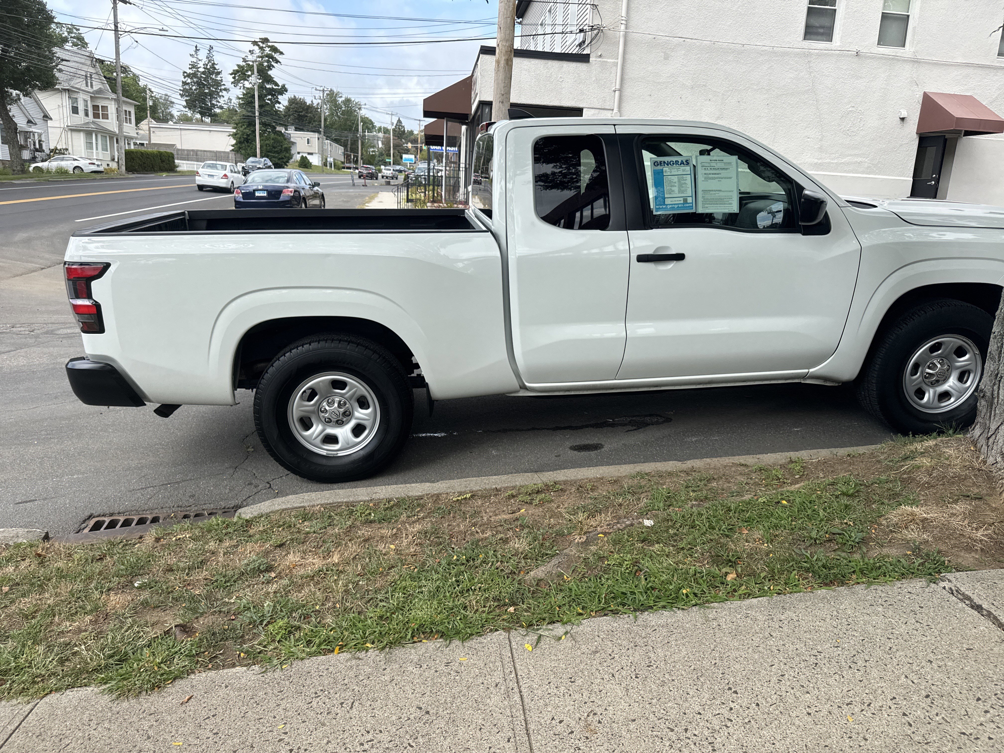 Used 2024 Nissan Frontier S w/ S Utility Package image 2
