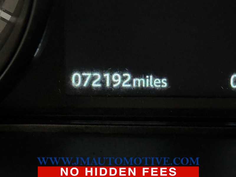 Used 2019 Land Rover Discovery Sport HSE Luxury image 21