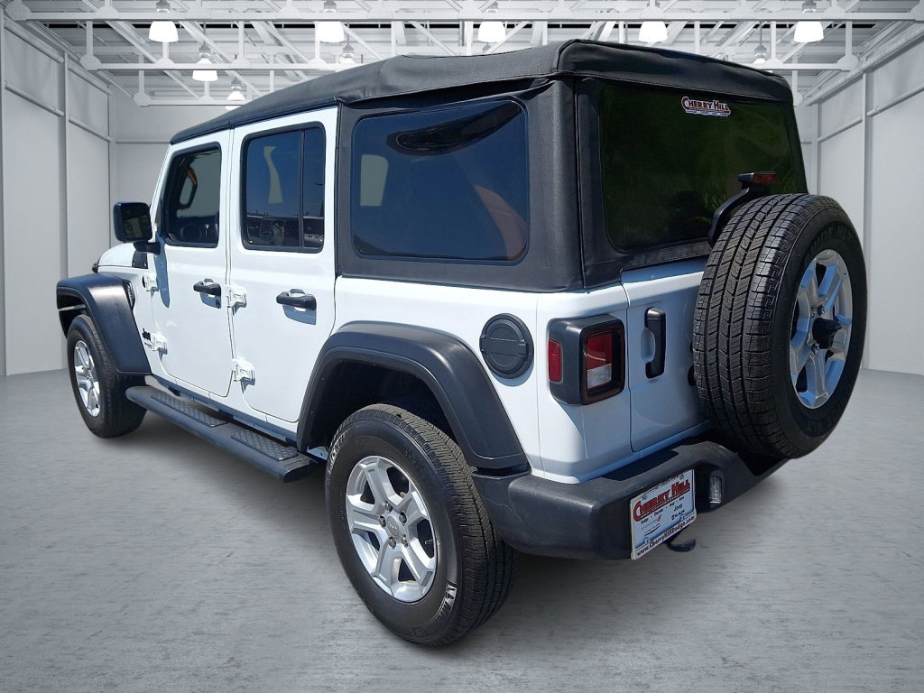 Used 2022 Jeep Wrangler Unlimited Sport AWD/4WD image 3