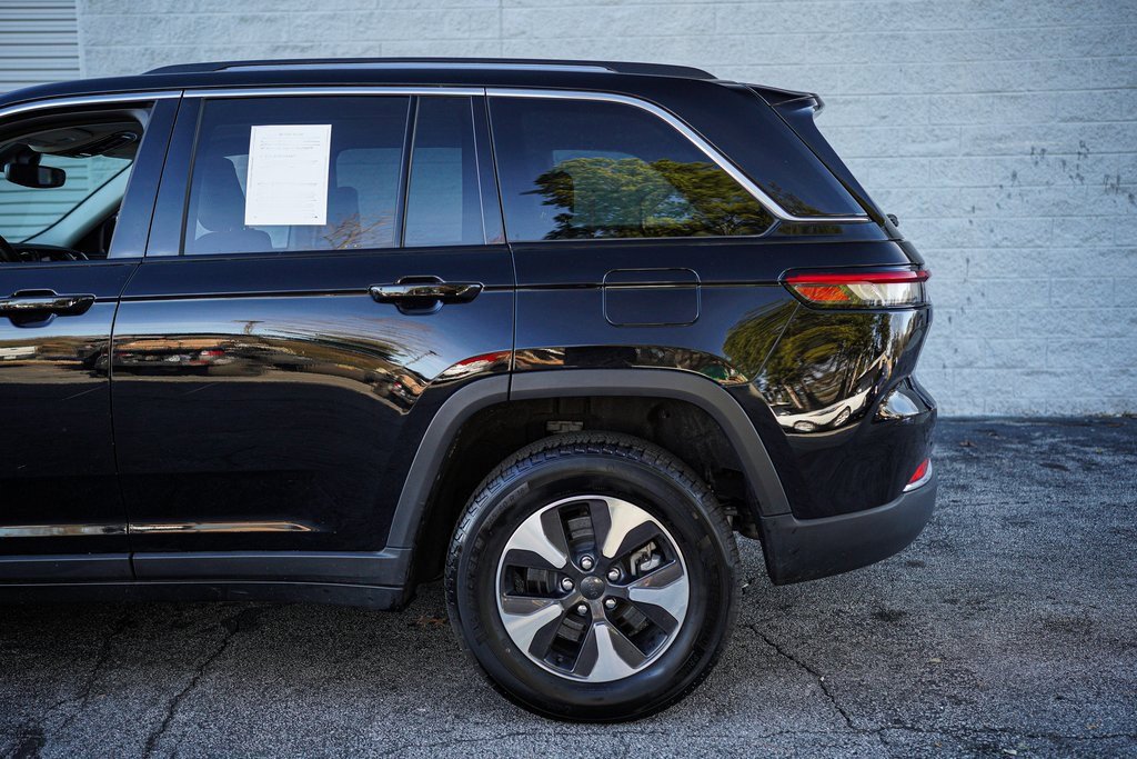 Used 2023 Jeep Grand Cherokee 4WD 4xe image 10