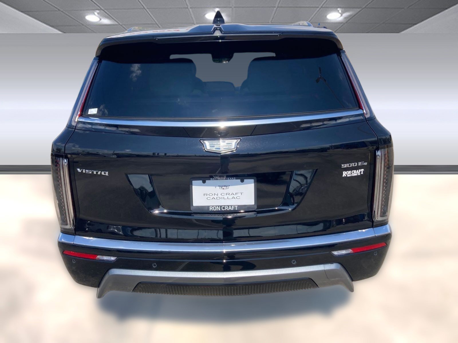New 2026 Cadillac Vistiq Luxury w/ LPO, Floor Liner Package image 9