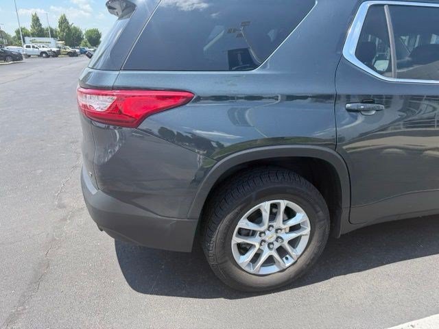 Used 2018 Chevrolet Traverse LT FWD image 16