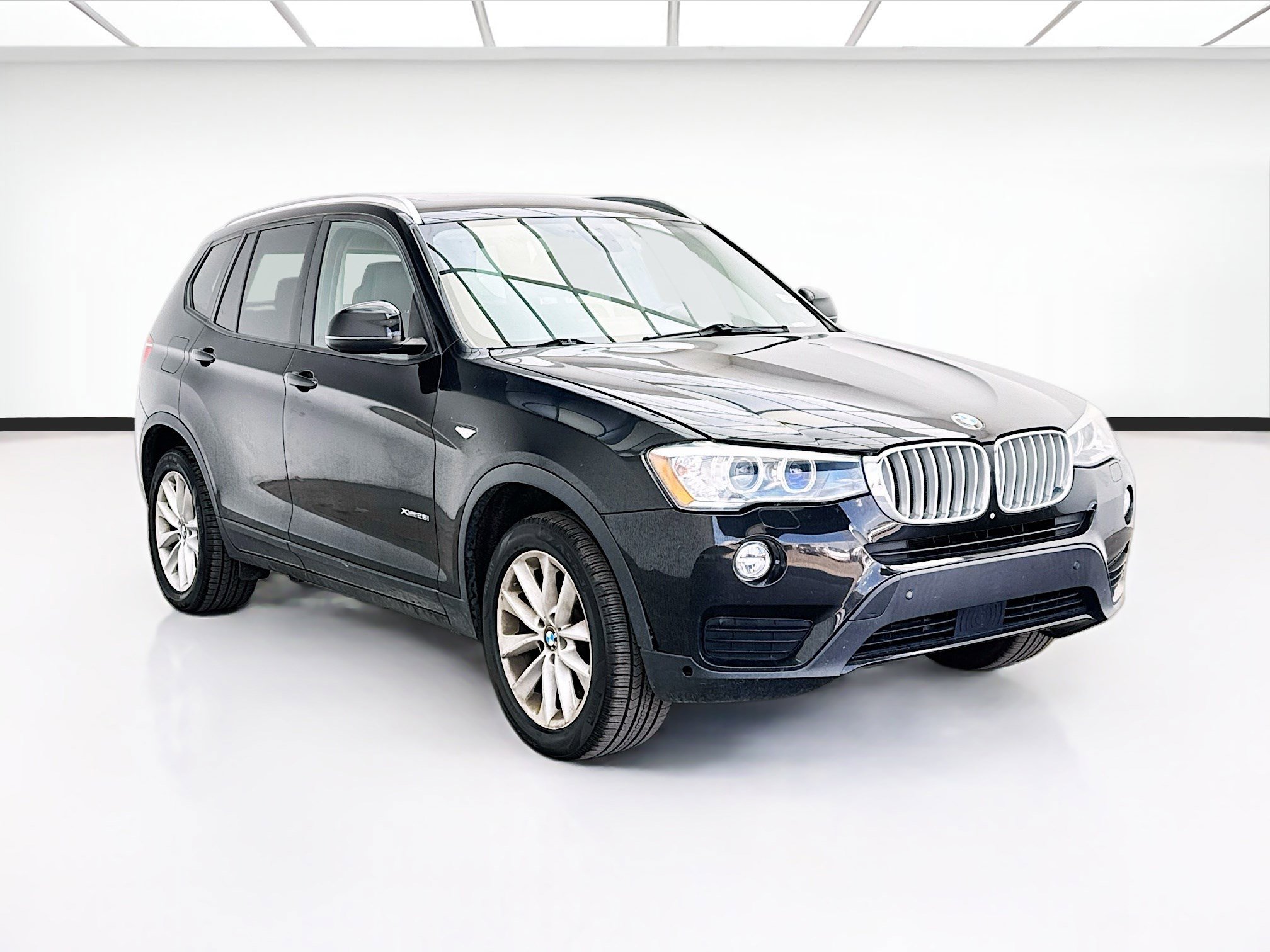 Used 2016 BMW X3 xDrive28i AWD/4WD image 3