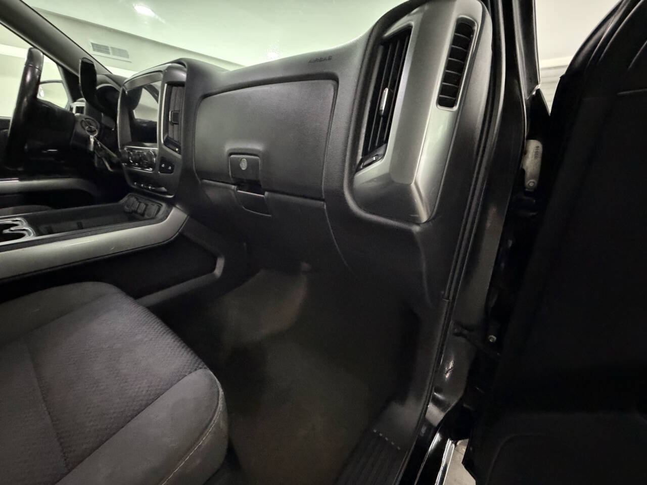 Used 2015 Chevrolet Silverado 1500 LT w/ Rally 2 Edition AWD/4WD image 16