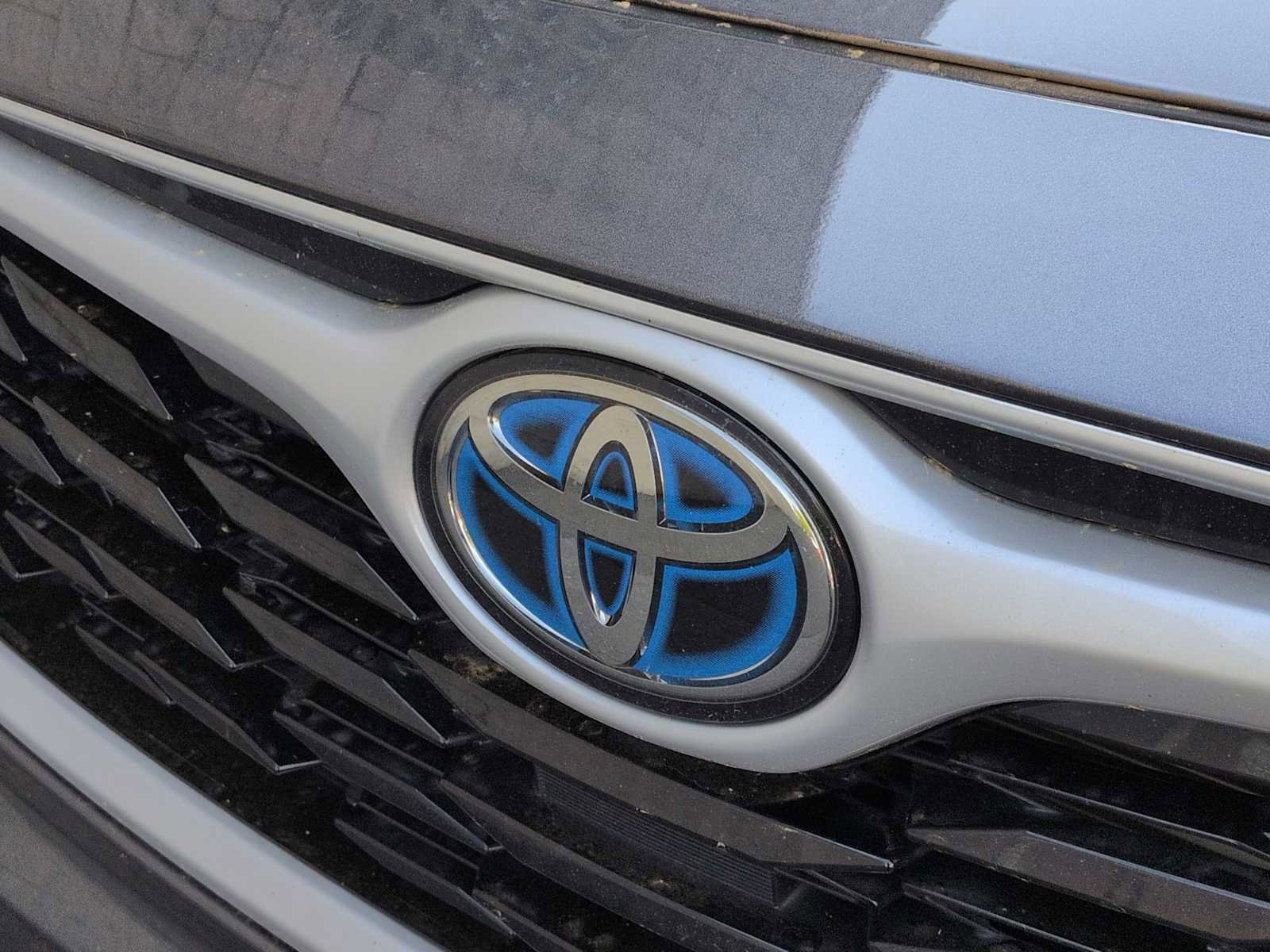 Used 2023 Toyota Highlander XLE AWD/4WD image 12