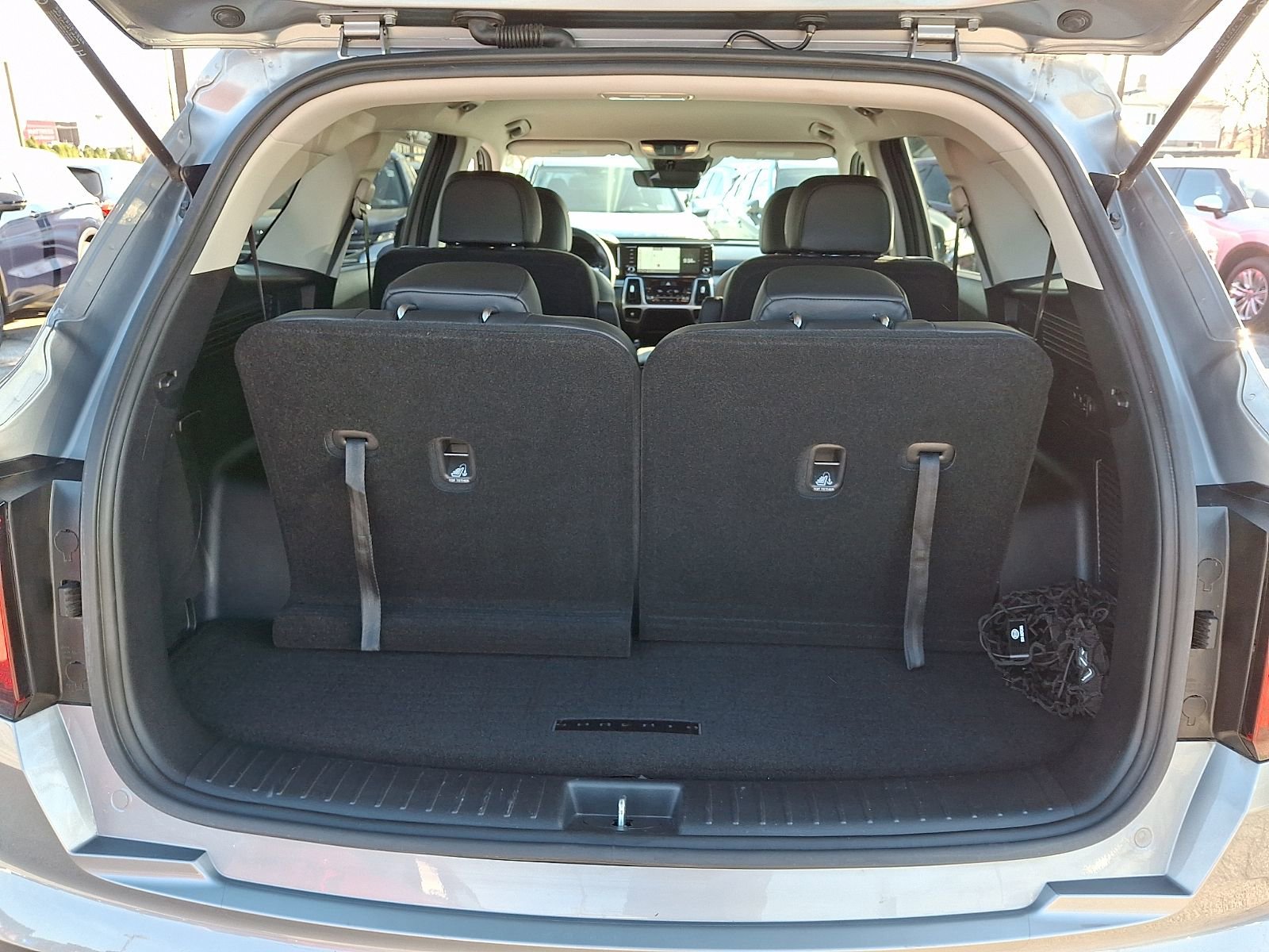 Used 2022 Kia Sorento S image 29