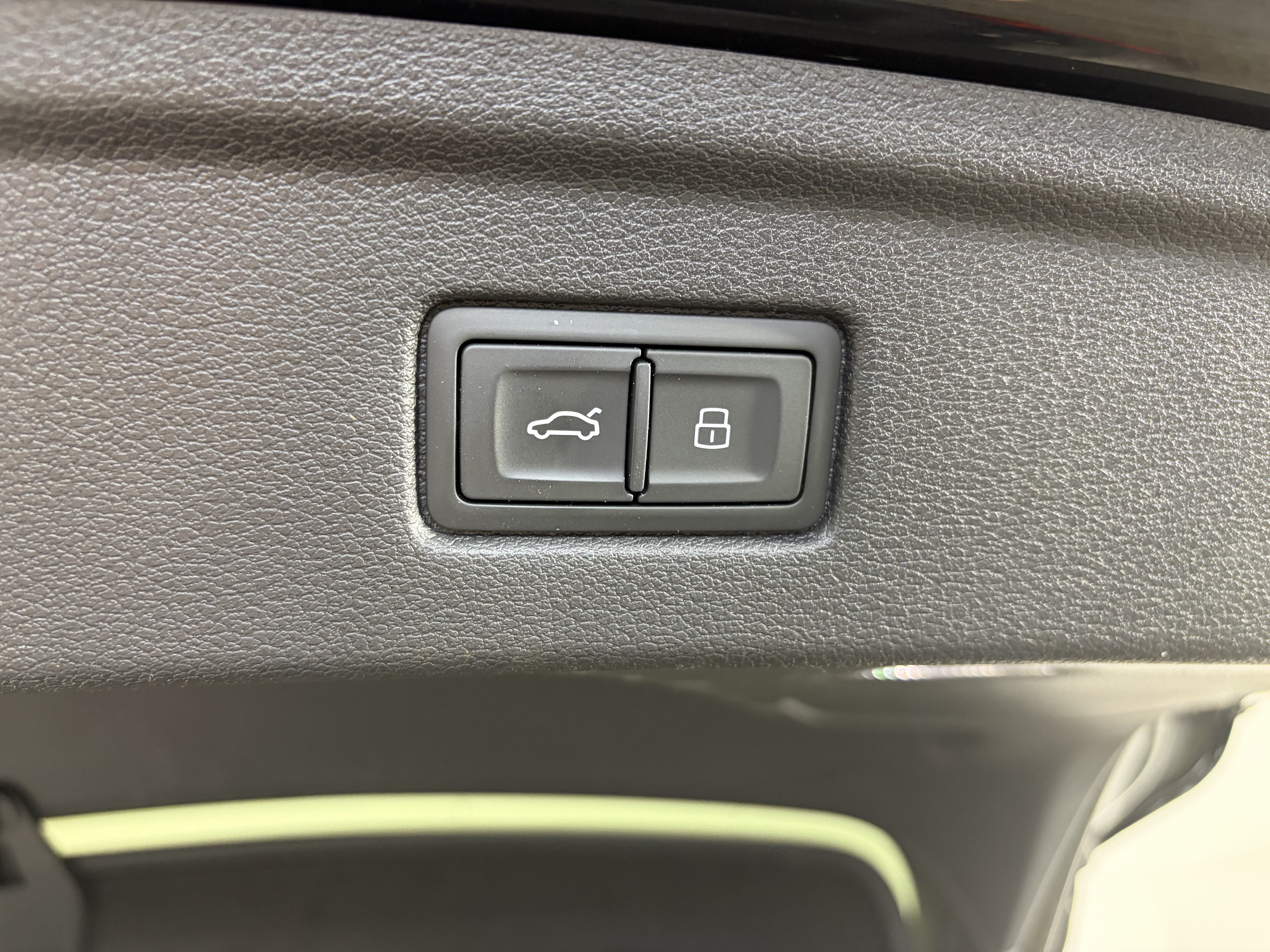 Certified 2022 Audi A5 2.0T Premium Plus w/ Premium Plus AWD/4WD image 15