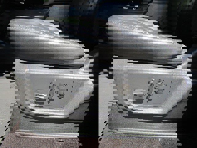 Used 2022 Ford Expedition XLT image 12