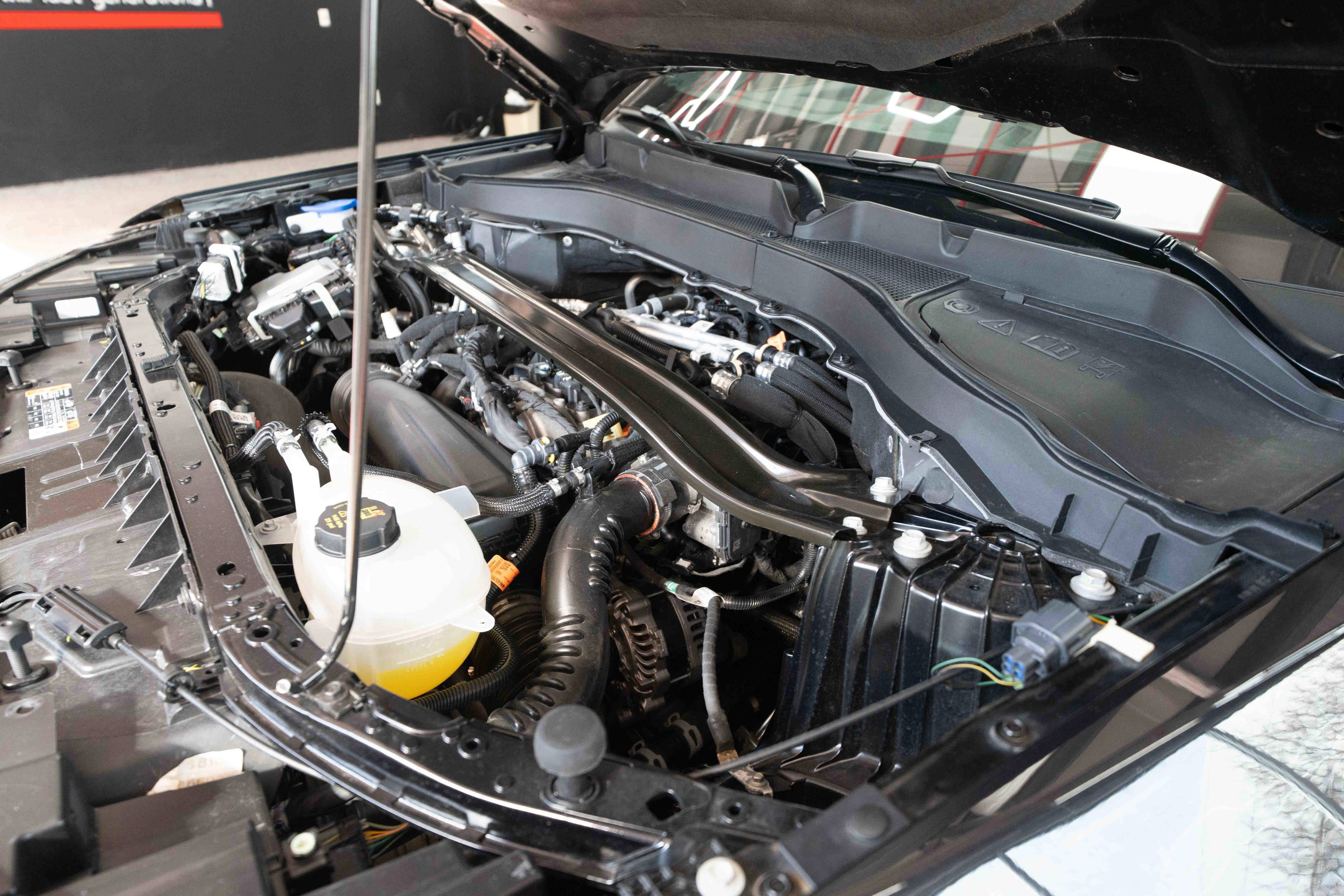 Used 2025 Ford Explorer Platinum w/ LUX Leather Package image 34