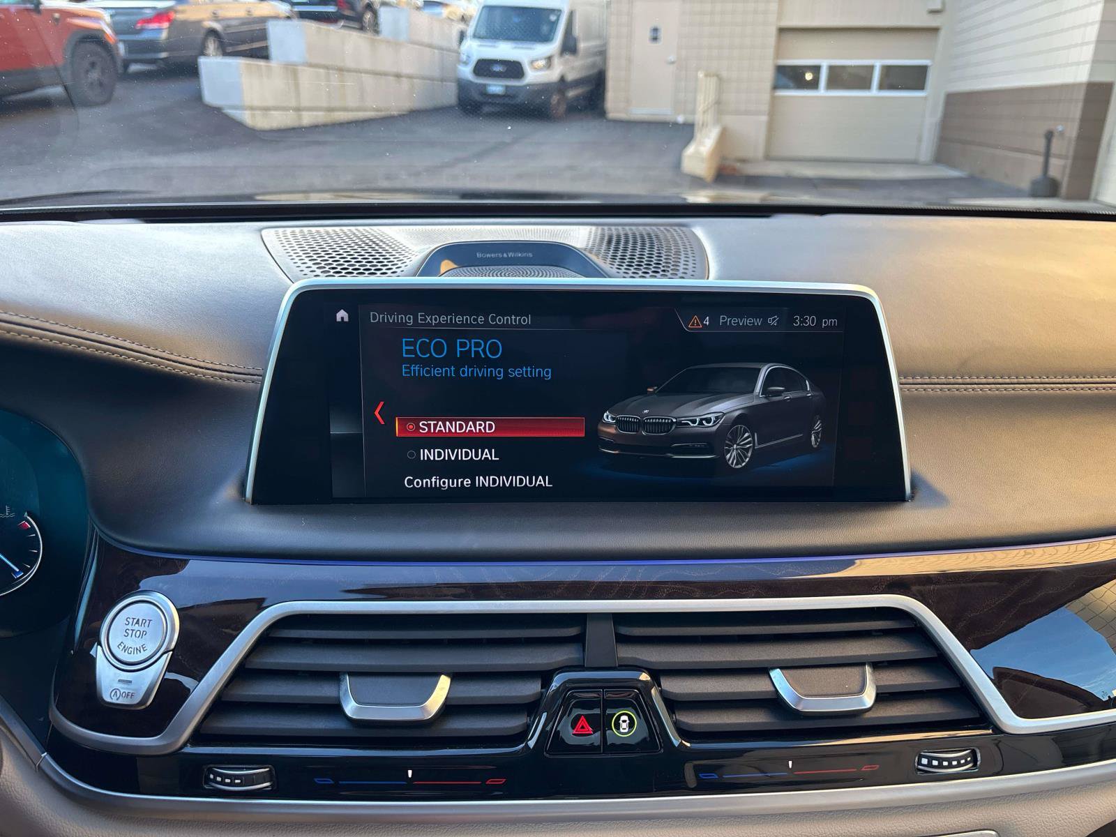 Used 2018 BMW 750i xDrive AWD/4WD image 29