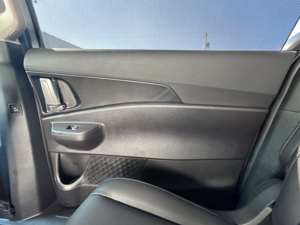 Certified 2026 Kia Carnival SX FWD image 18