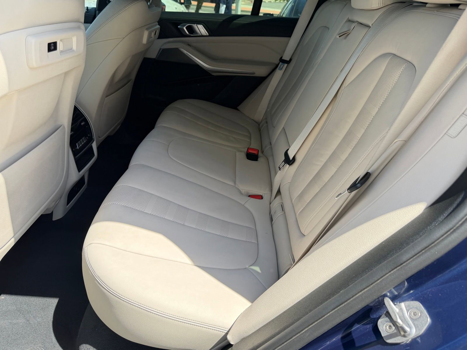 Certified 2021 BMW X5 xDrive45e w/ M Sport Package AWD/4WD image 35