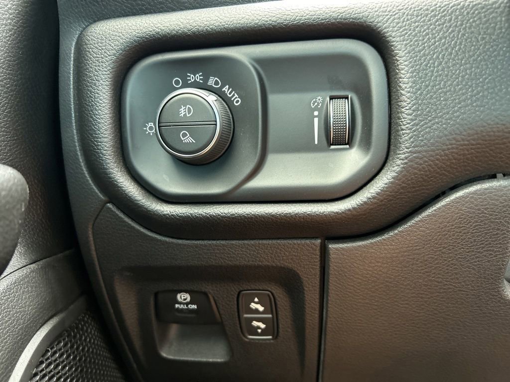 Used 2022 RAM 1500 Big Horn w/ Trailer Tow Group image 30