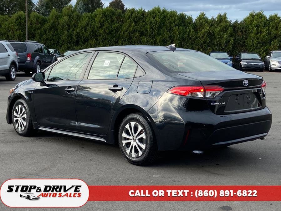 Used 2020 Toyota Corolla LE image 3