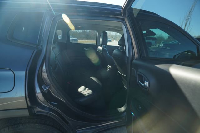Used 2018 Jeep Compass Trailhawk w/ Leather Interior Group image 23