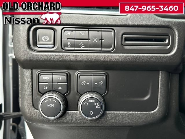 Used 2023 Chevrolet Suburban Z71 AWD/4WD image 11