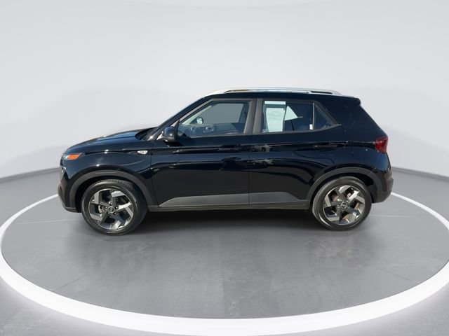 Certified 2023 Hyundai Venue SEL FWD image 5