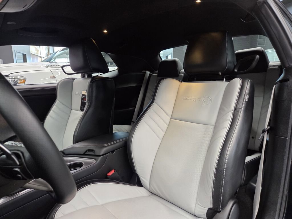 Used 2023 Dodge Challenger SRT Hellcat RWD image 17