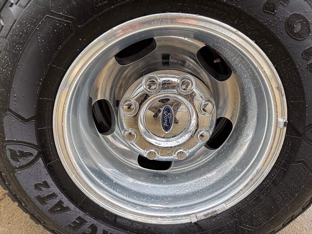 Used 2018 Ford F350 Lariat w/ Chrome Package image 40