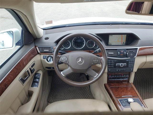 Used 2013 Mercedes-Benz E 350 4MATIC Sedan image 13