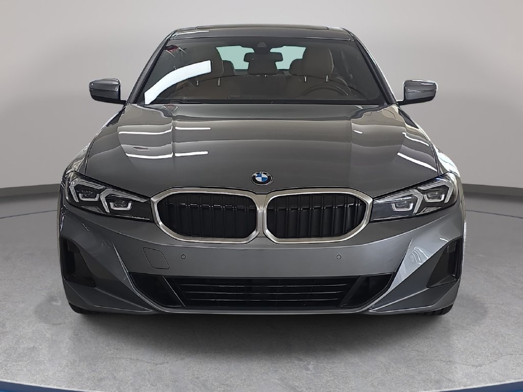Certified 2024 BMW 330i Sedan w/ Convenience Package RWD image 2