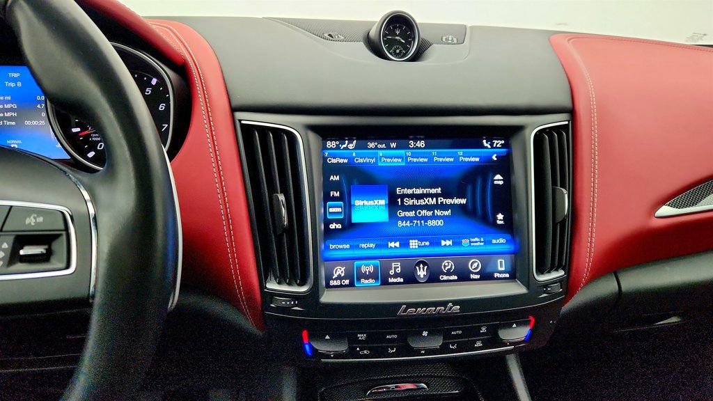 Used 2019 Maserati Levante GranLusso image 17