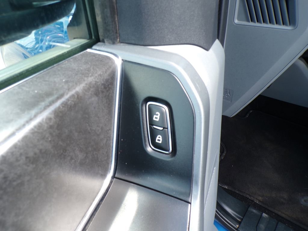 Used 2024 Ford F150 XLT w/ Mobile Office Package image 10