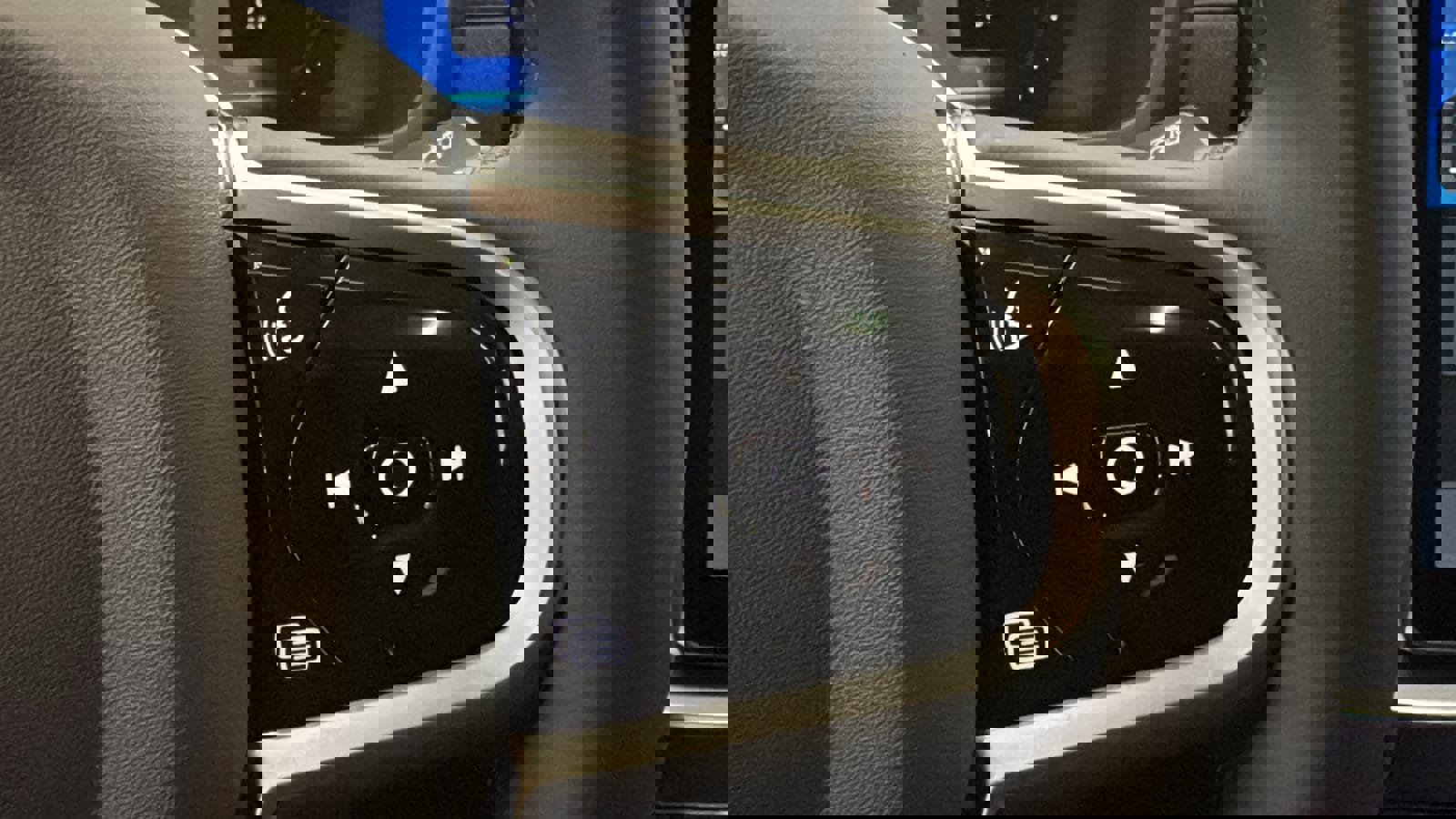 New 2026 Volvo XC90 T8 Ultra w/ Protection Package Premier image 14