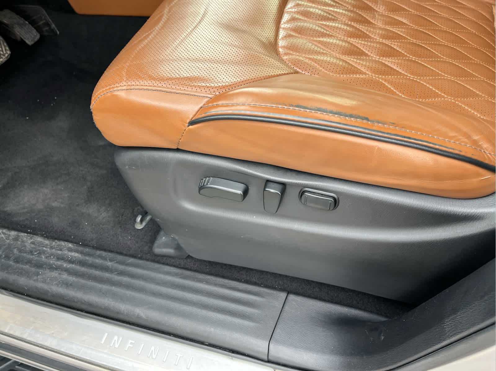 Used 2018 INFINITI QX80 4WD w/ Deluxe Technology Package image 23