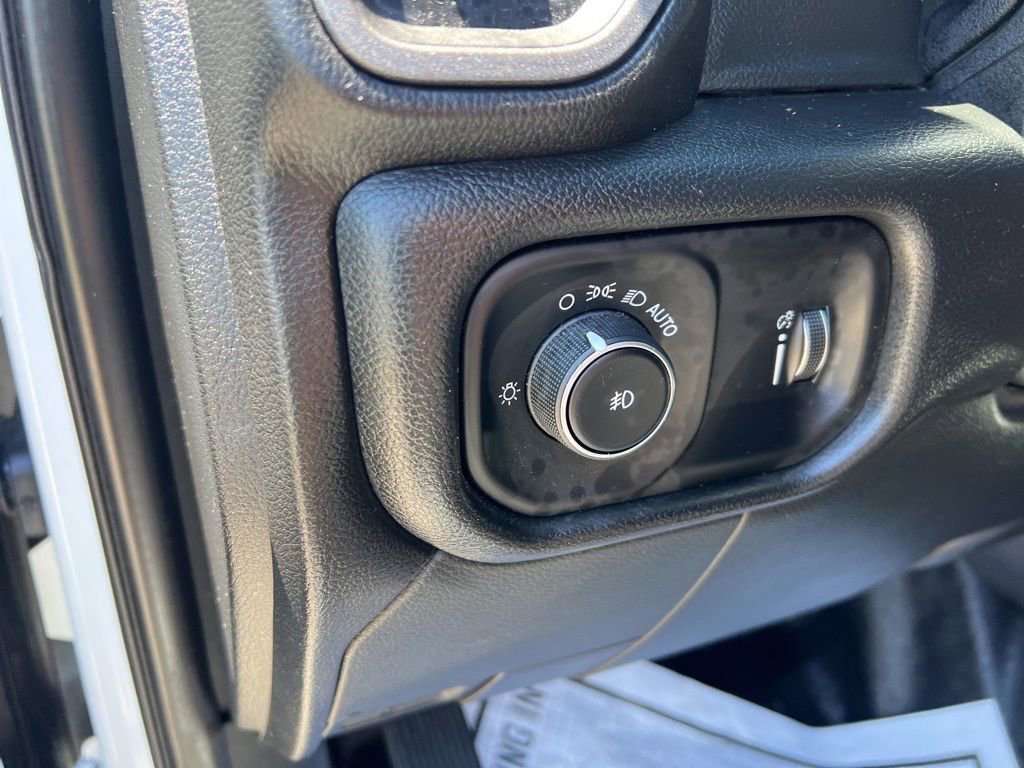 Used 2025 RAM 3500 Tradesman w/ Chrome Appearance Group image 52