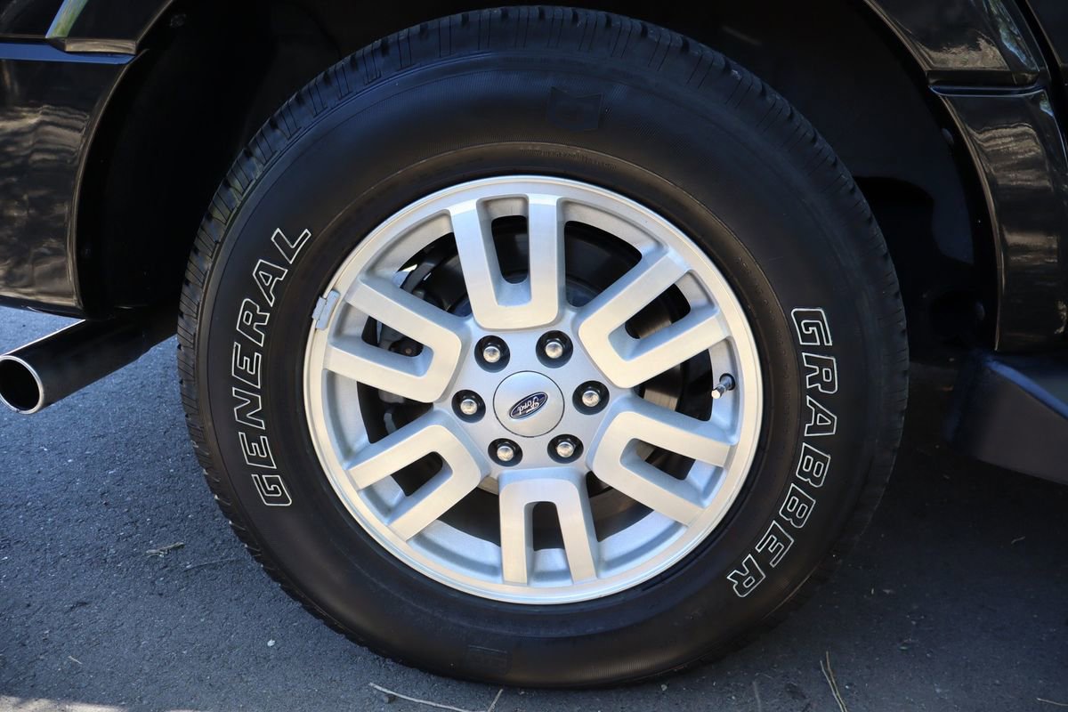 Used 2014 Ford Expedition XLT AWD/4WD image 43