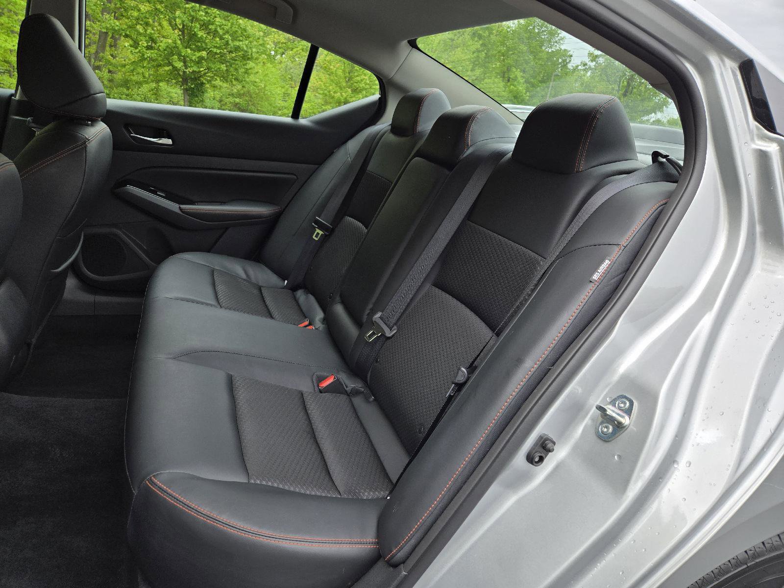 Used 2025 Nissan Altima 2.5 SR FWD image 25