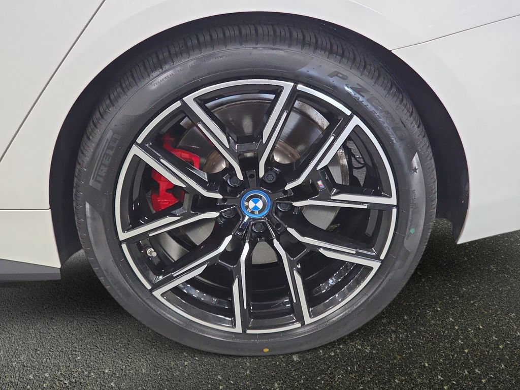 Certified 2023 BMW i4 eDrive40 w/ M Sport Package RWD image 25