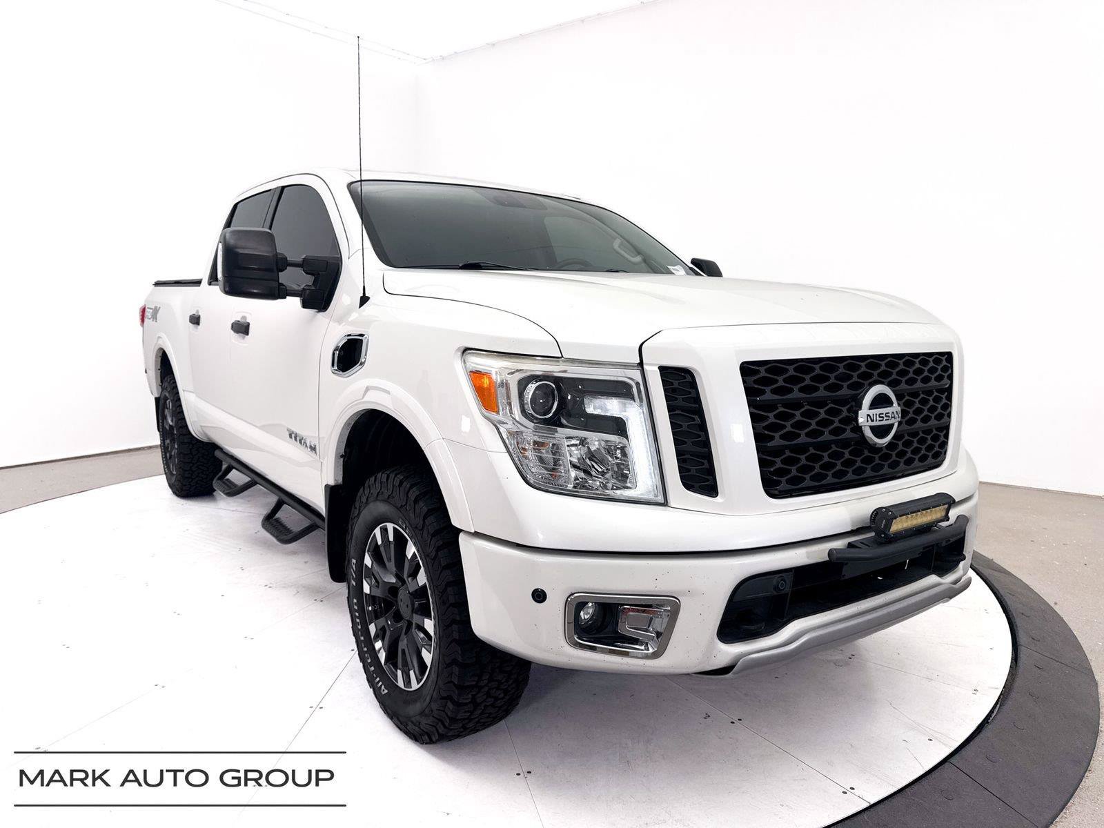 Used 2017 Nissan Titan PRO-4X AWD/4WD image 1